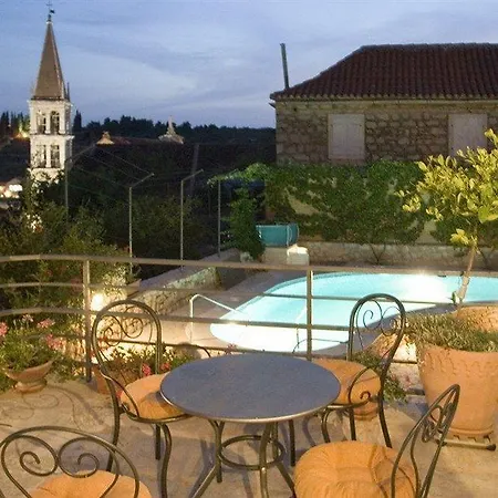 Vicina Hotel