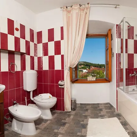Hotel Vicina 4*